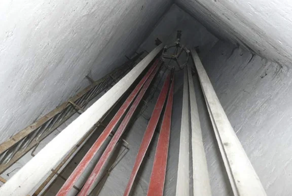Blick in den Schlauchturm.PNG